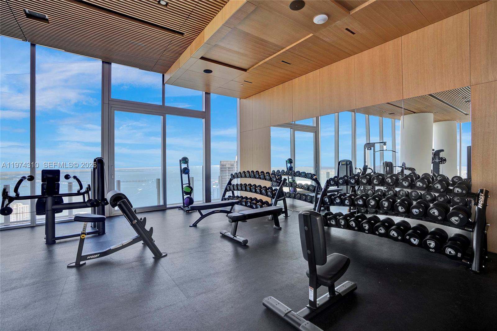 300 Biscayne Blvd Way #1807 Miami, FL 33131