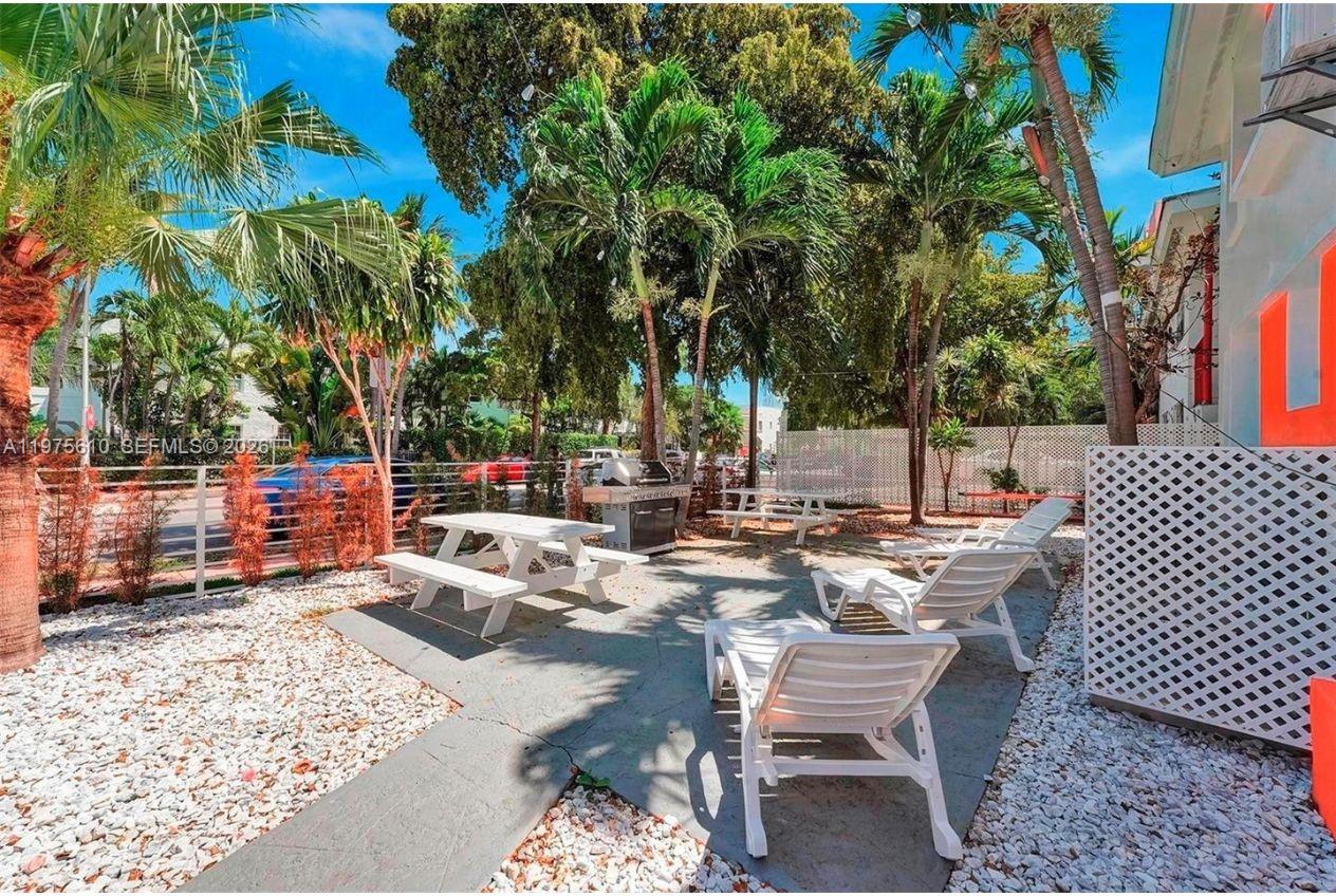 1000 7th St Miami Beach, FL 33139