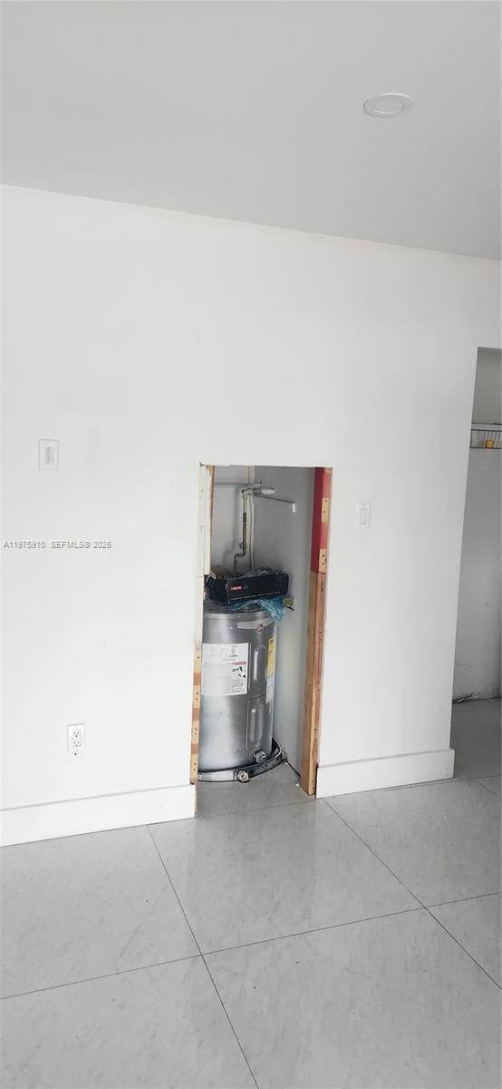 150 NW 17th Ct Miami, FL 33125