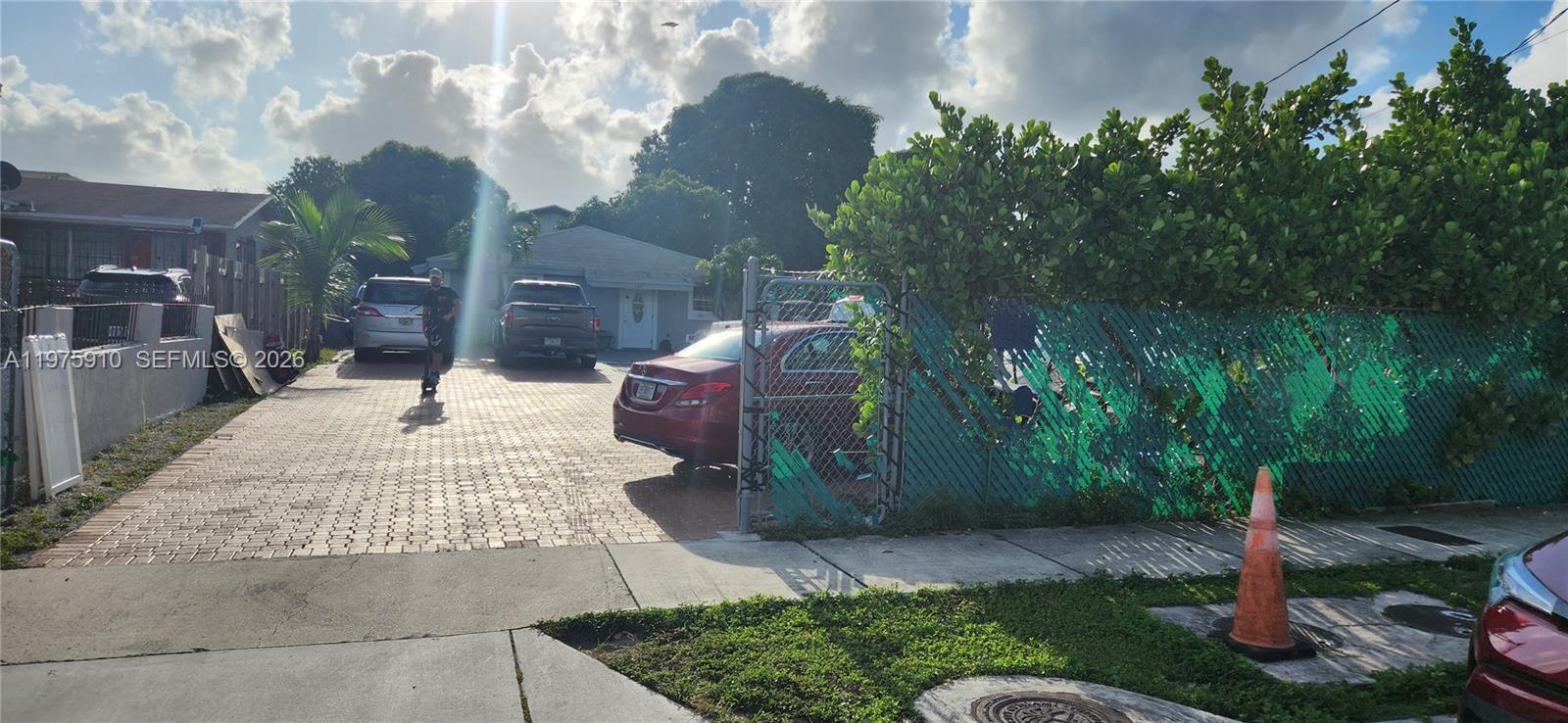 150 NW 17th Ct Miami, FL 33125