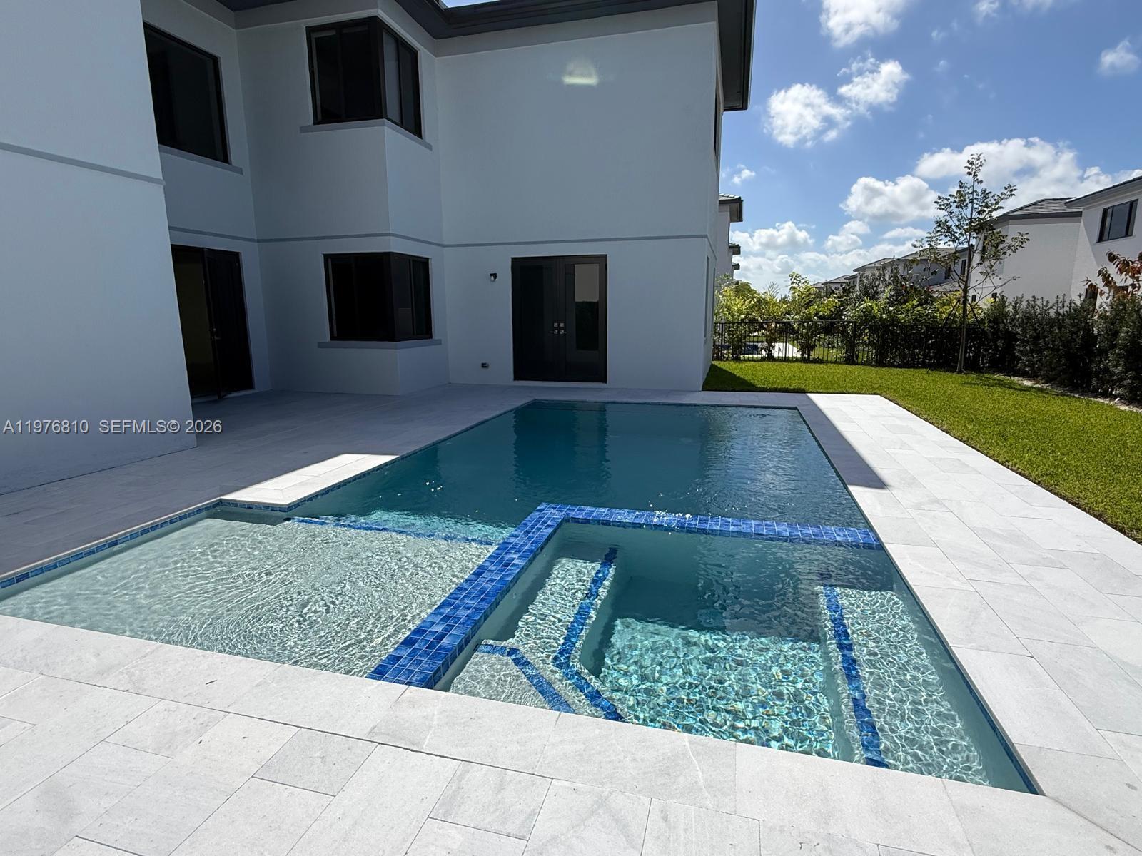 19616 NE 14th Ct Miami, FL 33179