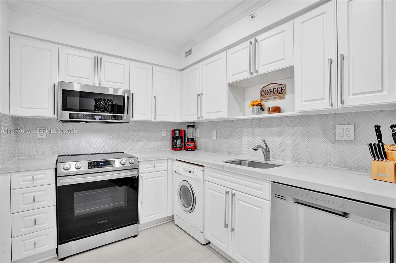 2501 S Ocean Dr #1615 (Available May 4) Hollywood, FL 33019