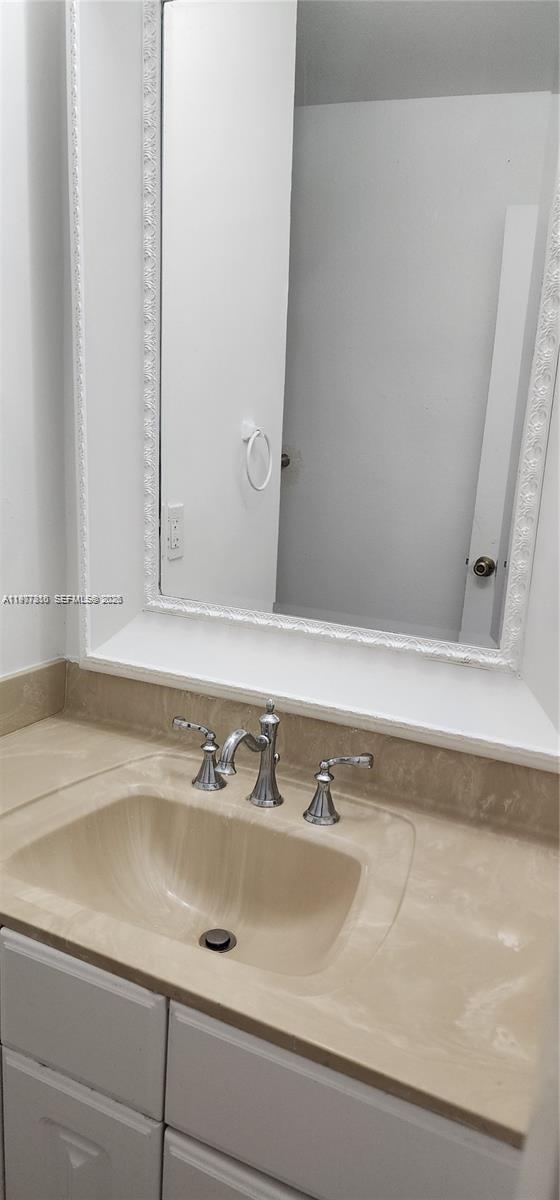 3948 NW 87th Ave #3948 Sunrise, FL 33351