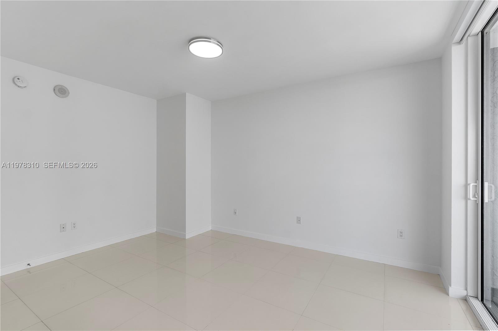 50 Biscayne Blvd #1902 Miami, FL 33132