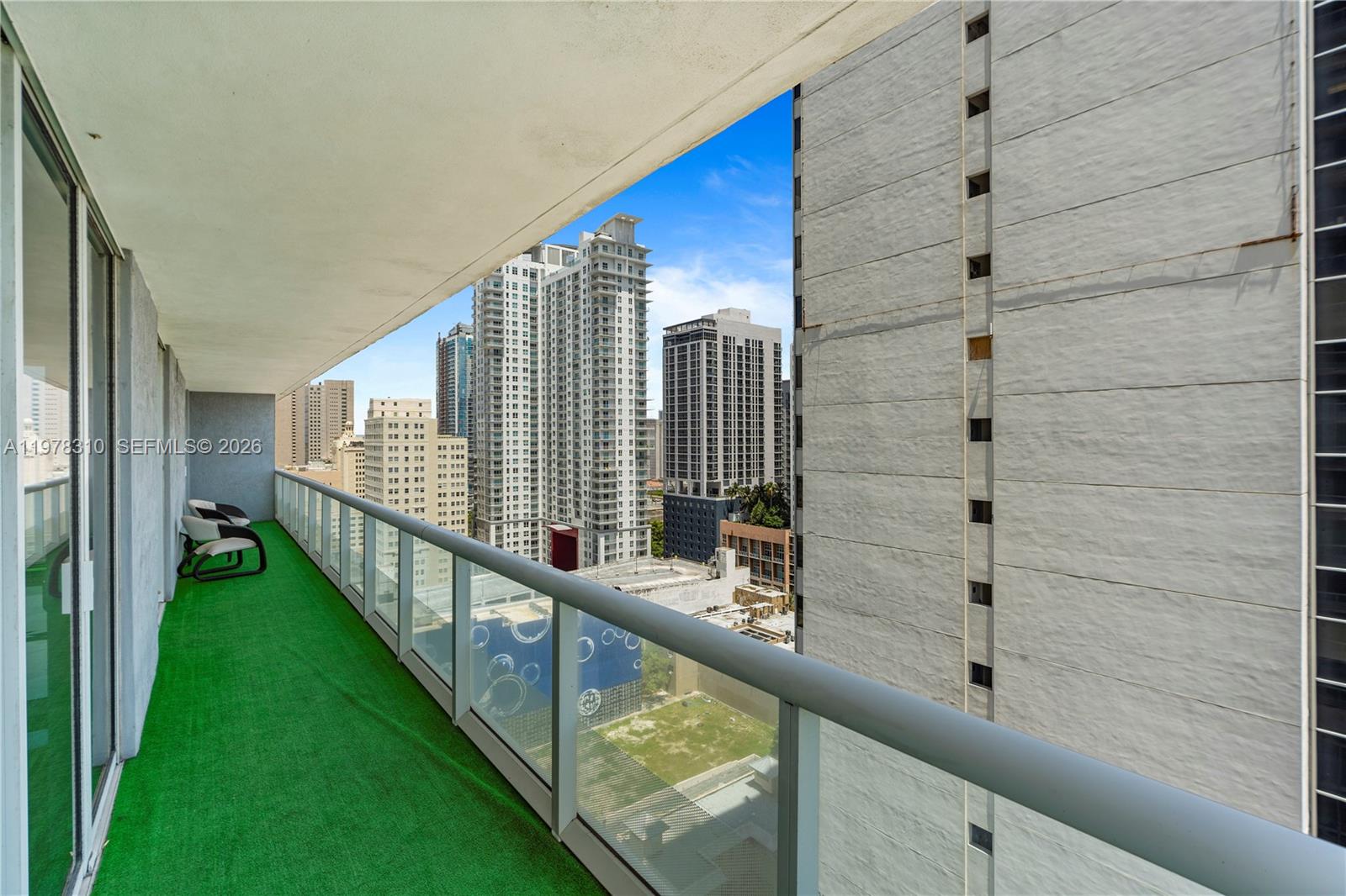 50 Biscayne Blvd #1902 Miami, FL 33132