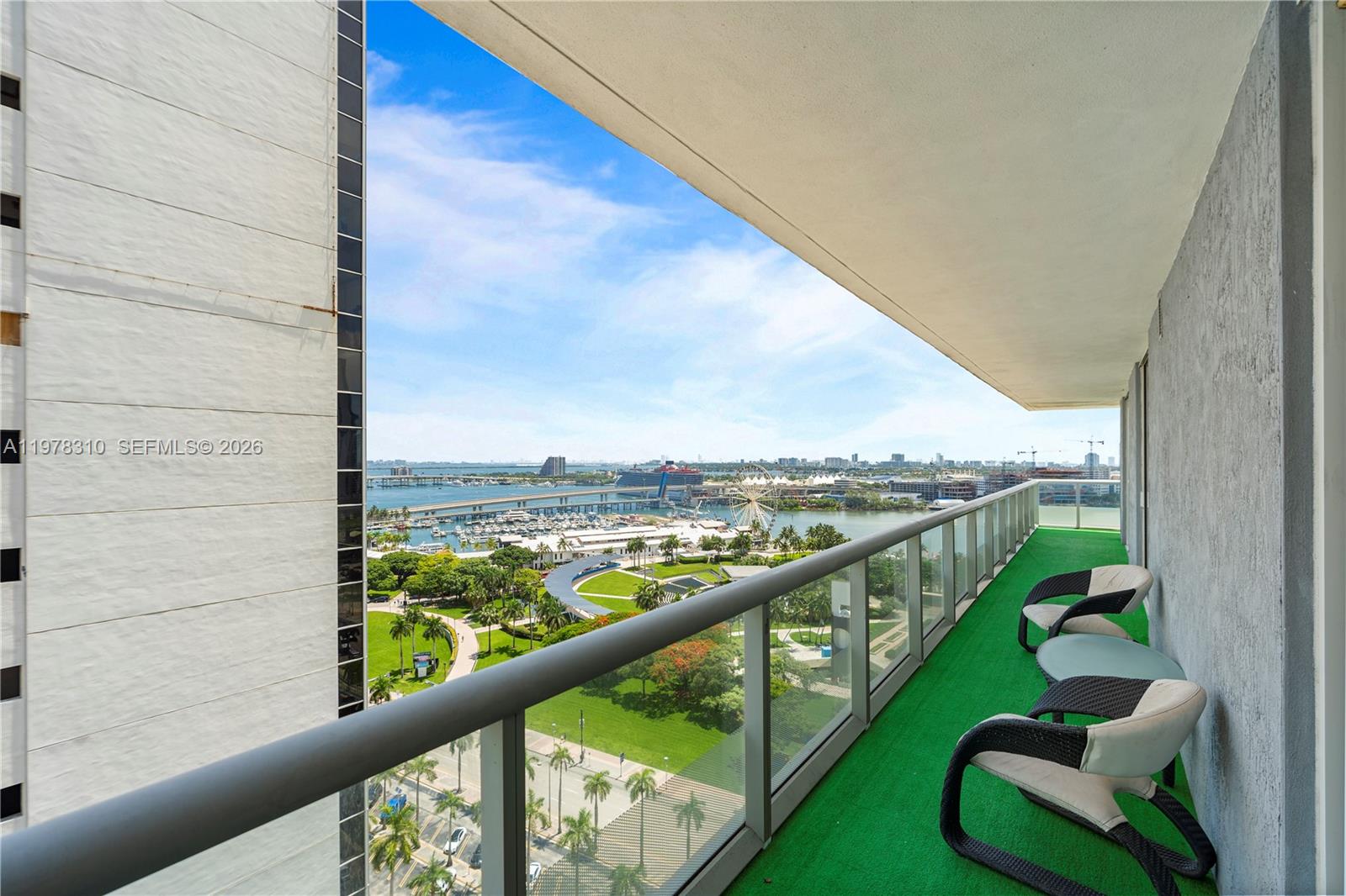 50 Biscayne Blvd #1902 Miami, FL 33132