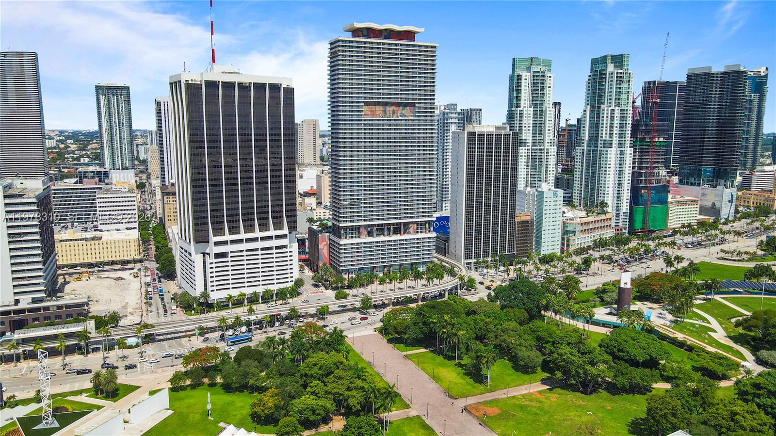 50 Biscayne Blvd #1902 Miami, FL 33132