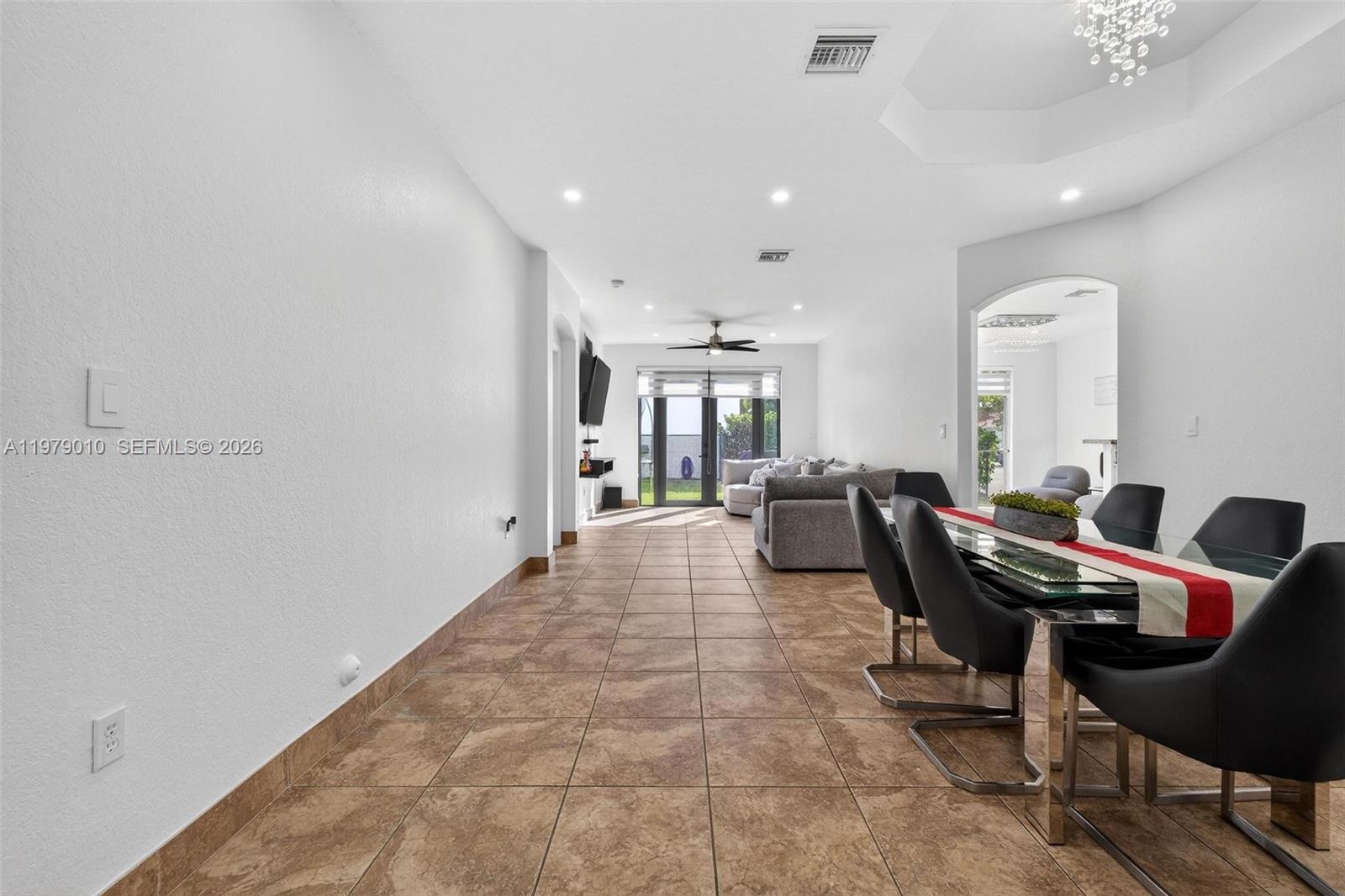 21143 SW 92nd Pl Cutler Bay, FL 33189