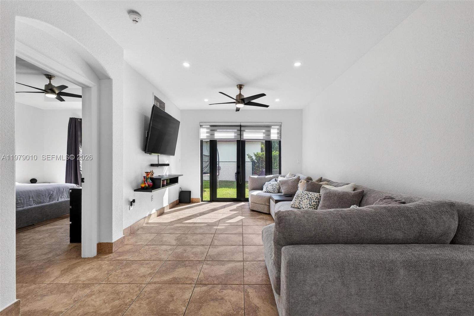 21143 SW 92nd Pl Cutler Bay, FL 33189