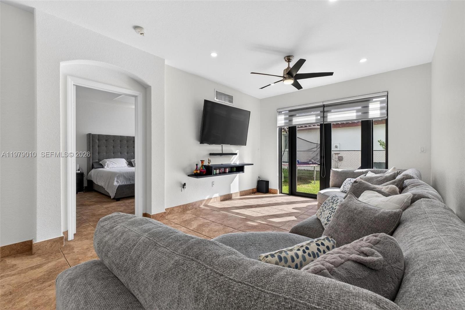 21143 SW 92nd Pl Cutler Bay, FL 33189