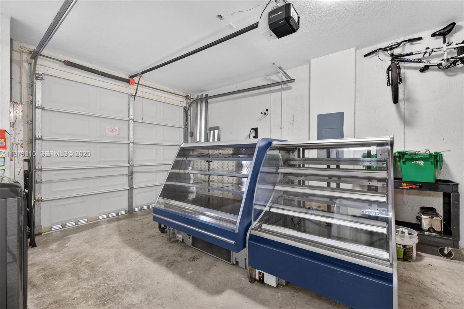 21143 SW 92nd Pl Cutler Bay, FL 33189