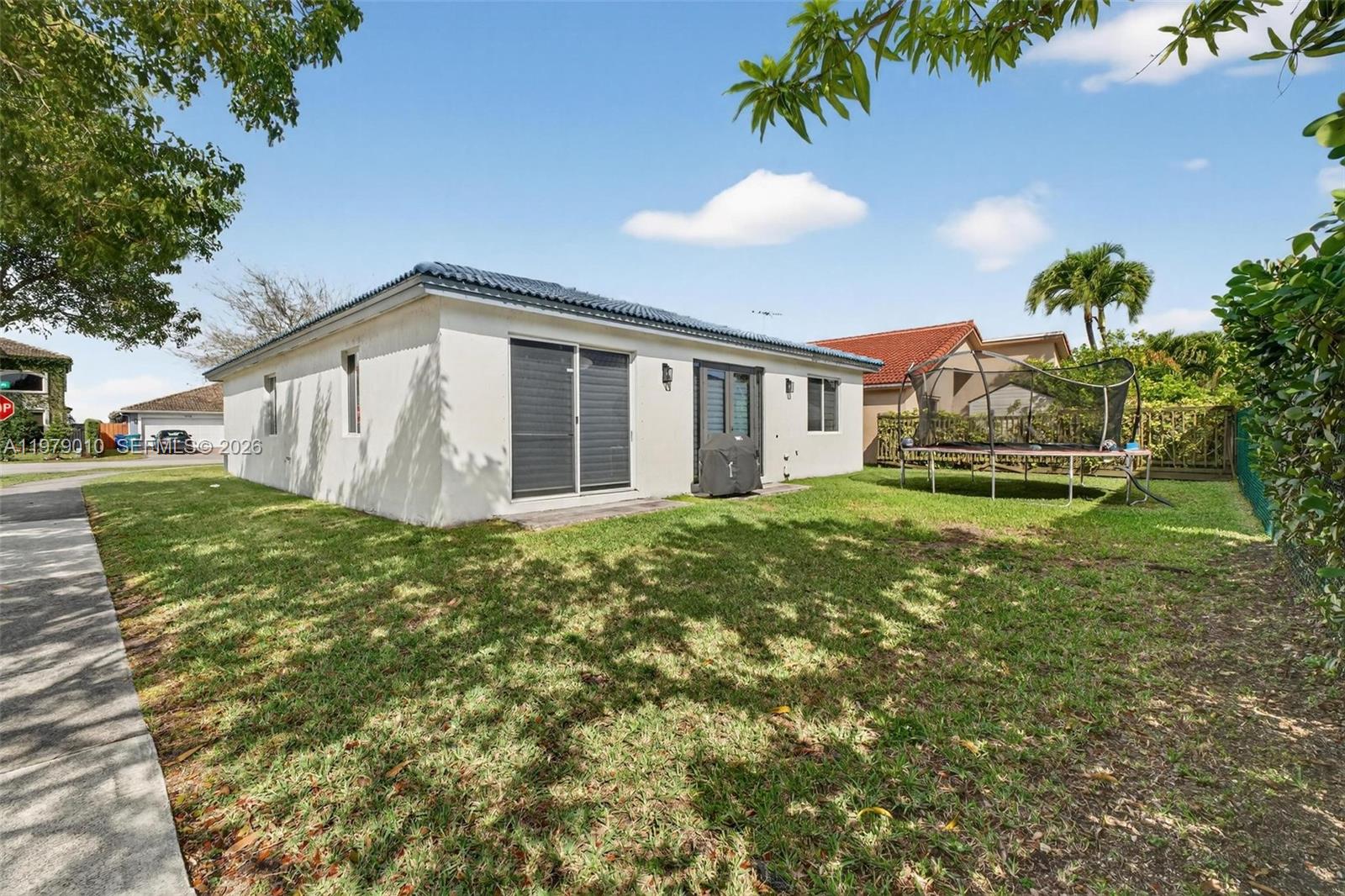 21143 SW 92nd Pl Cutler Bay, FL 33189