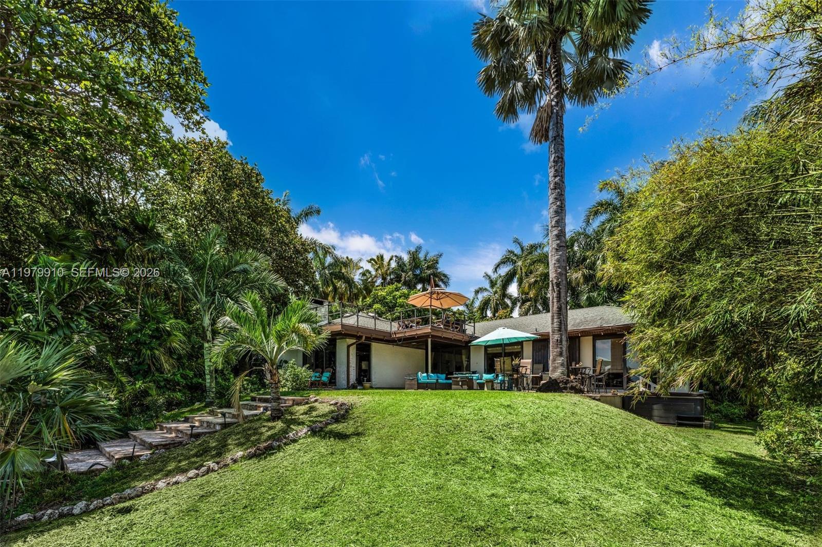 3373 Poinciana Ave Miami, FL 33133