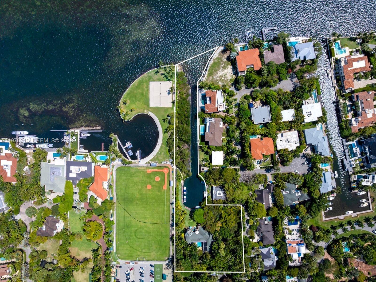 3373 Poinciana Ave Miami, FL 33133