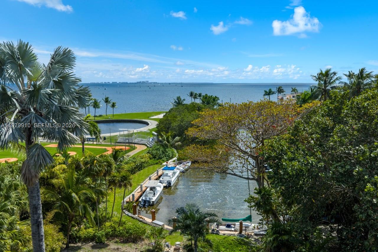 3373 Poinciana Ave Miami, FL 33133