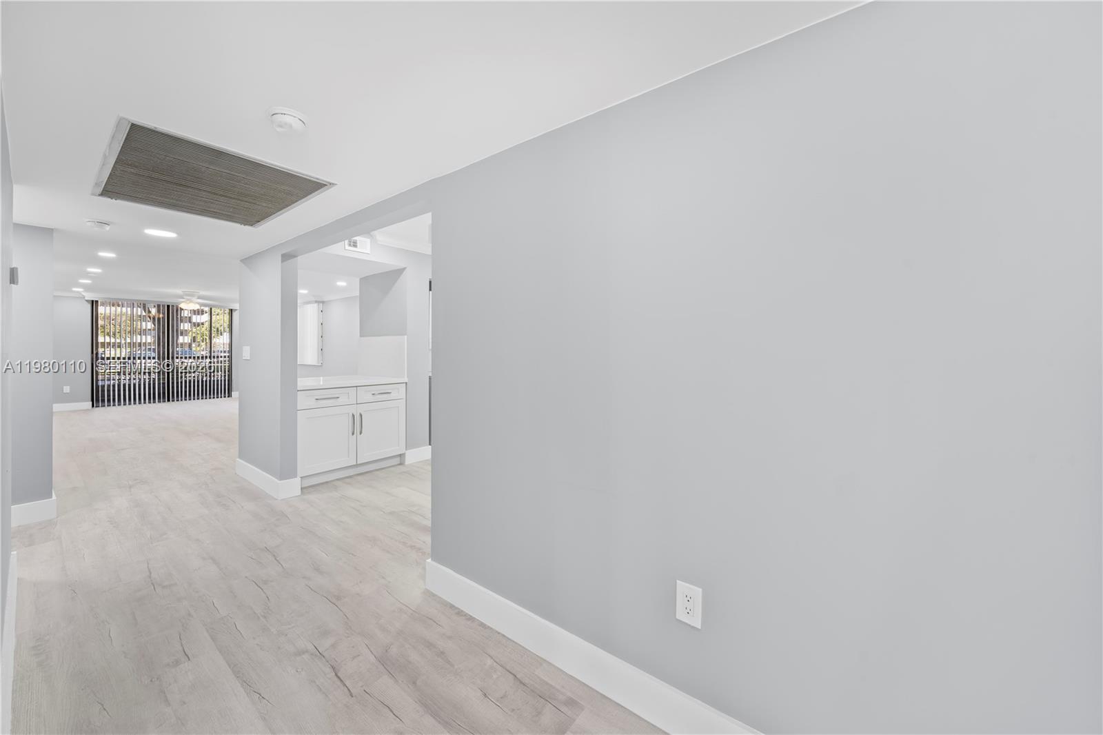 1001 Colony Pt Cir #114