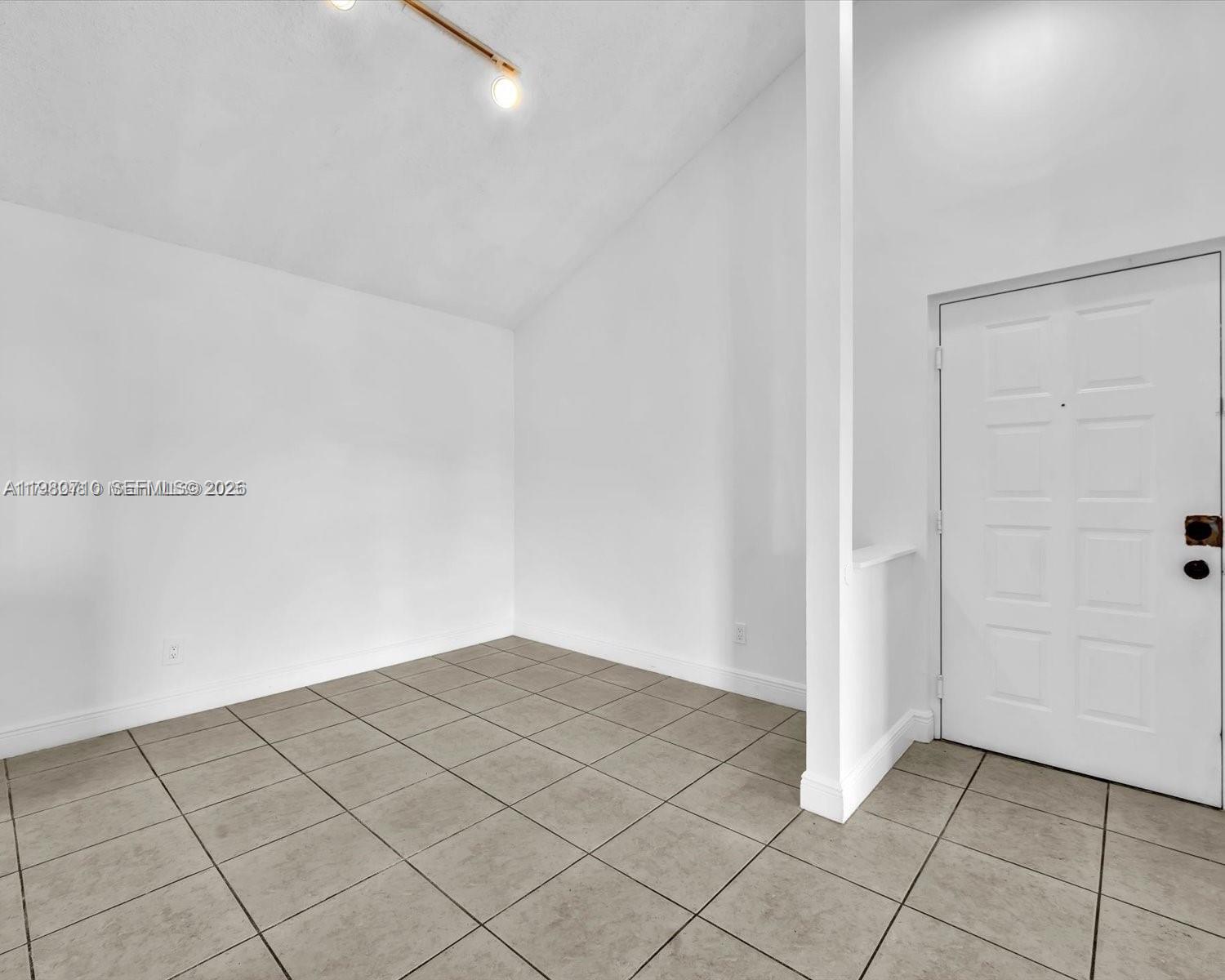 15770 SW 106th Ter #303 Miami, FL 33196