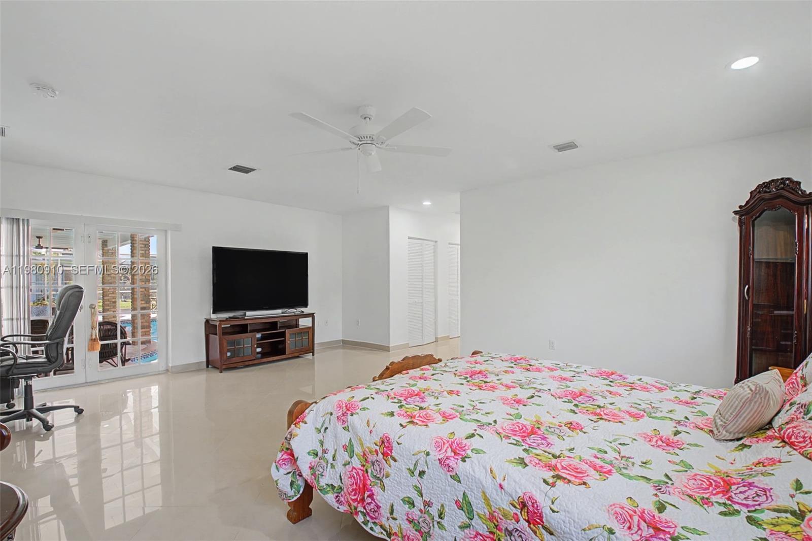 8241 SW 146th St Palmetto Bay, FL 33158