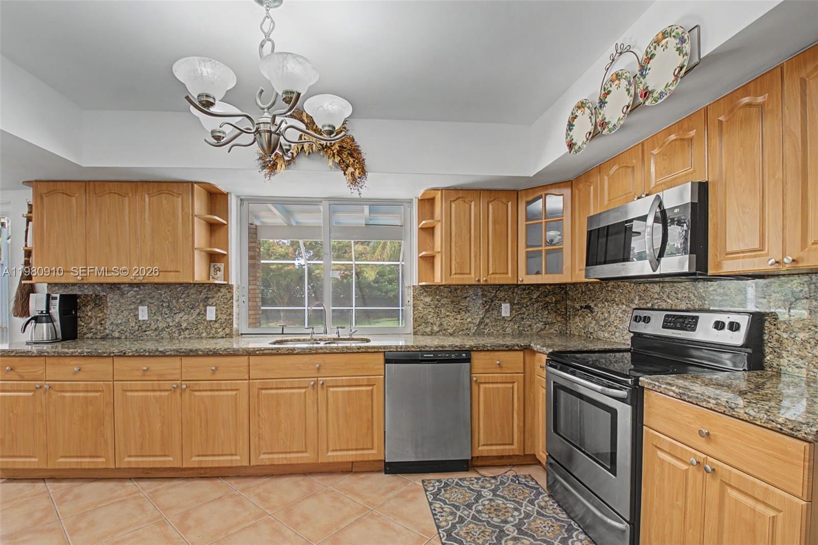 8241 SW 146th St Palmetto Bay, FL 33158