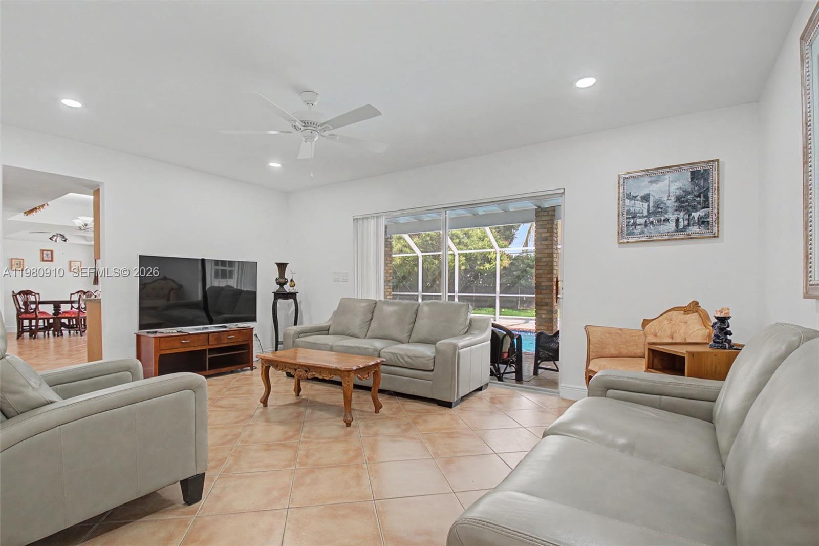 8241 SW 146th St Palmetto Bay, FL 33158