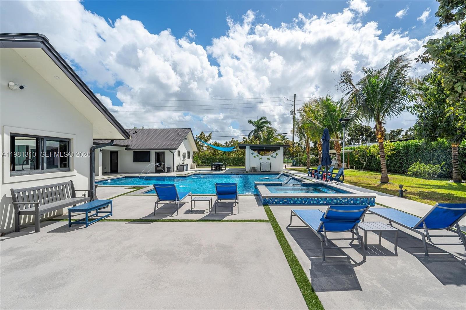 23140 SW 187th Ave Miami, FL 33170