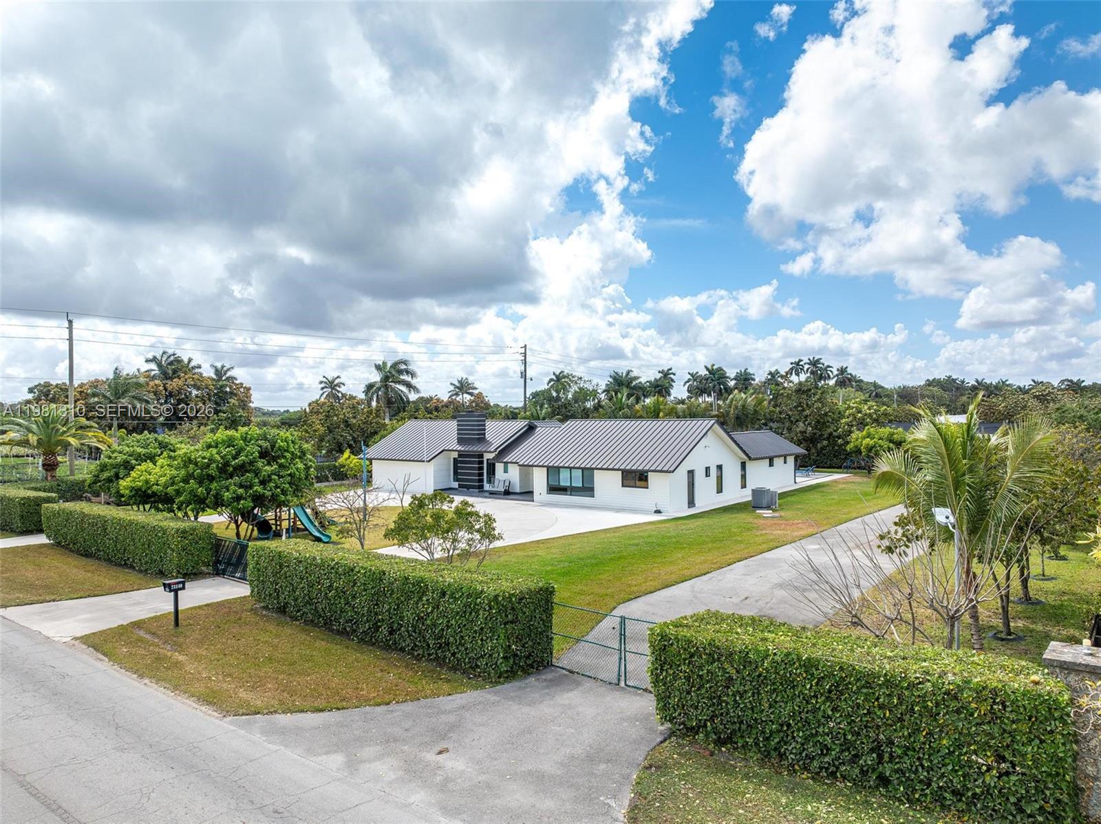 23140 SW 187th Ave Miami, FL 33170