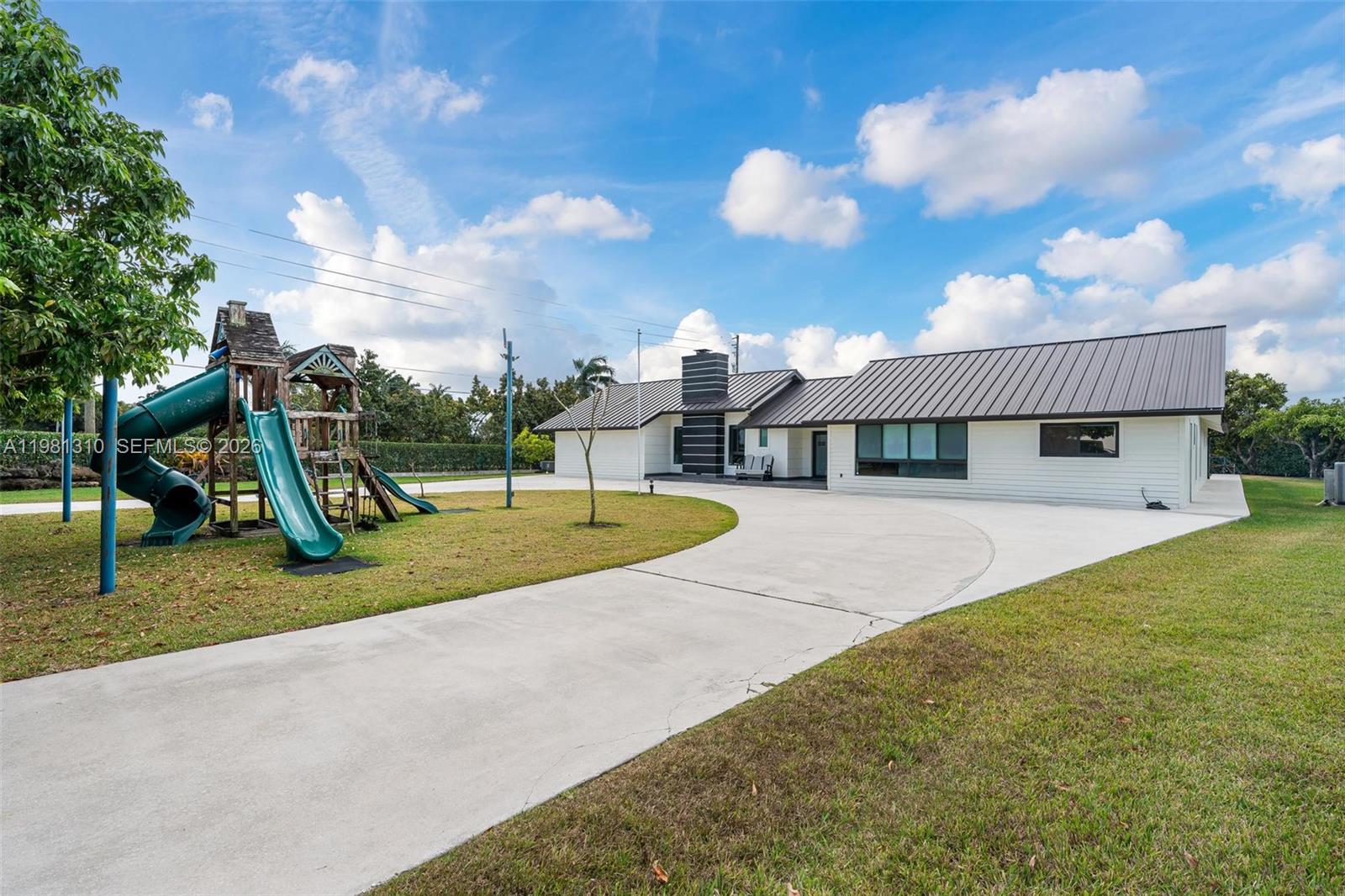 23140 SW 187th Ave Miami, FL 33170