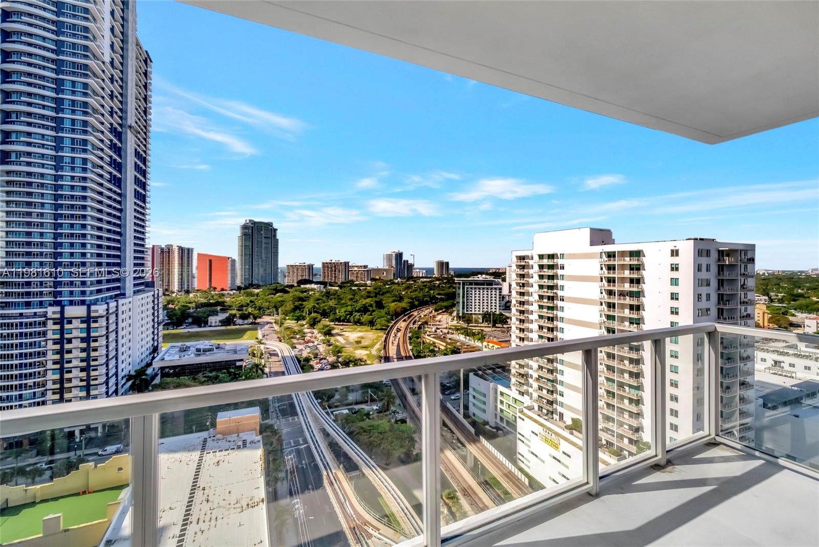 image Axis on Brickell South9