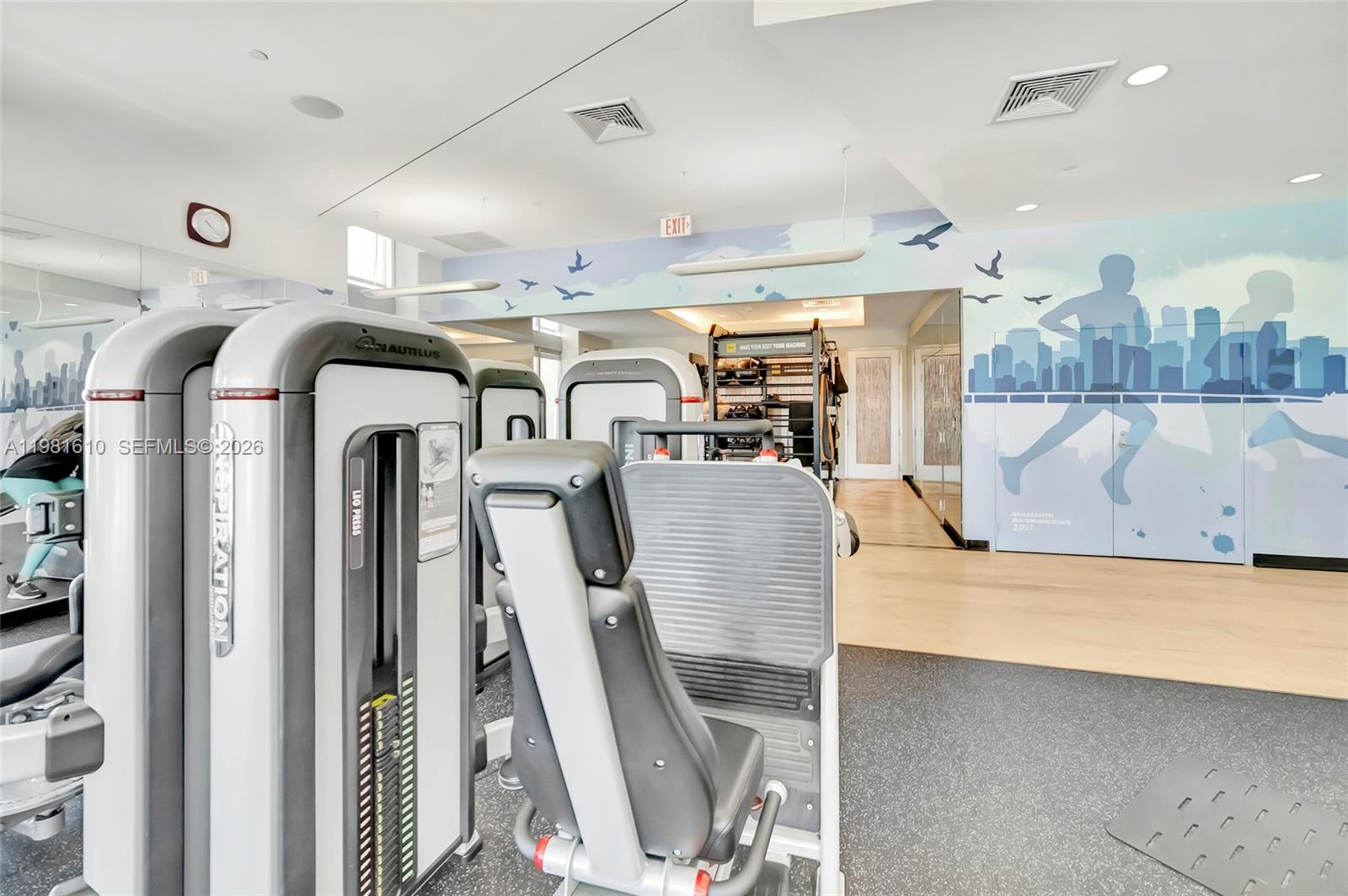 image Axis on Brickell South25