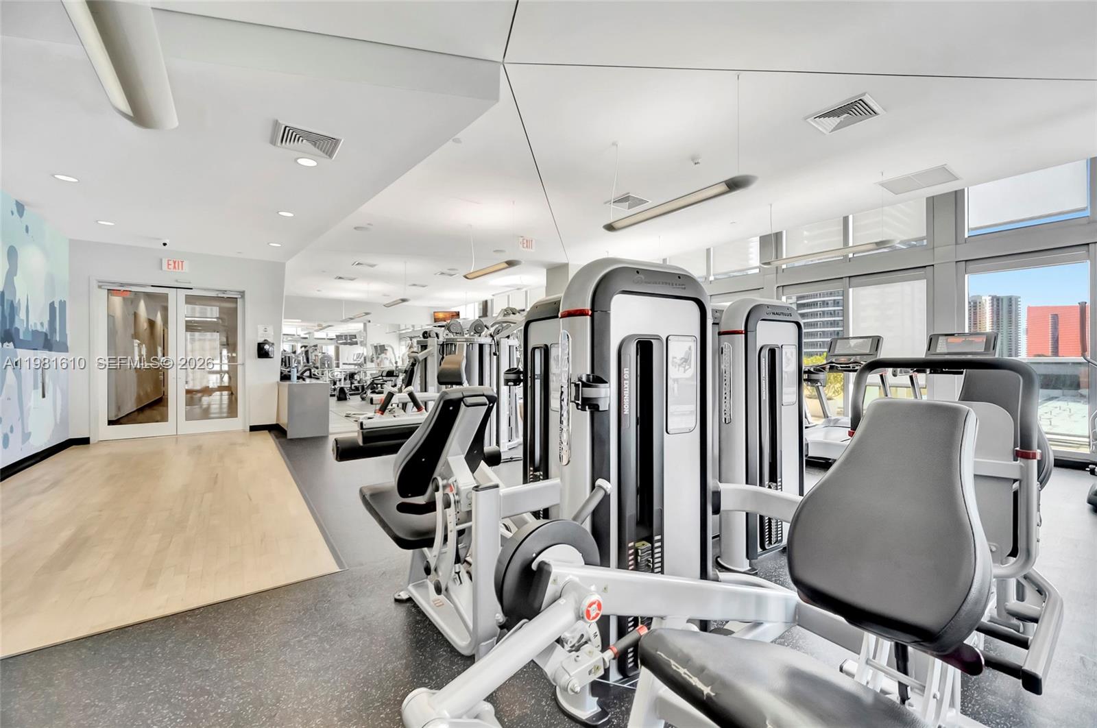 image Axis on Brickell South26