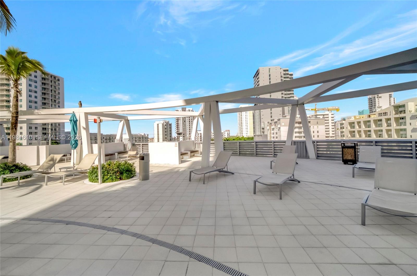 image Axis on Brickell South28