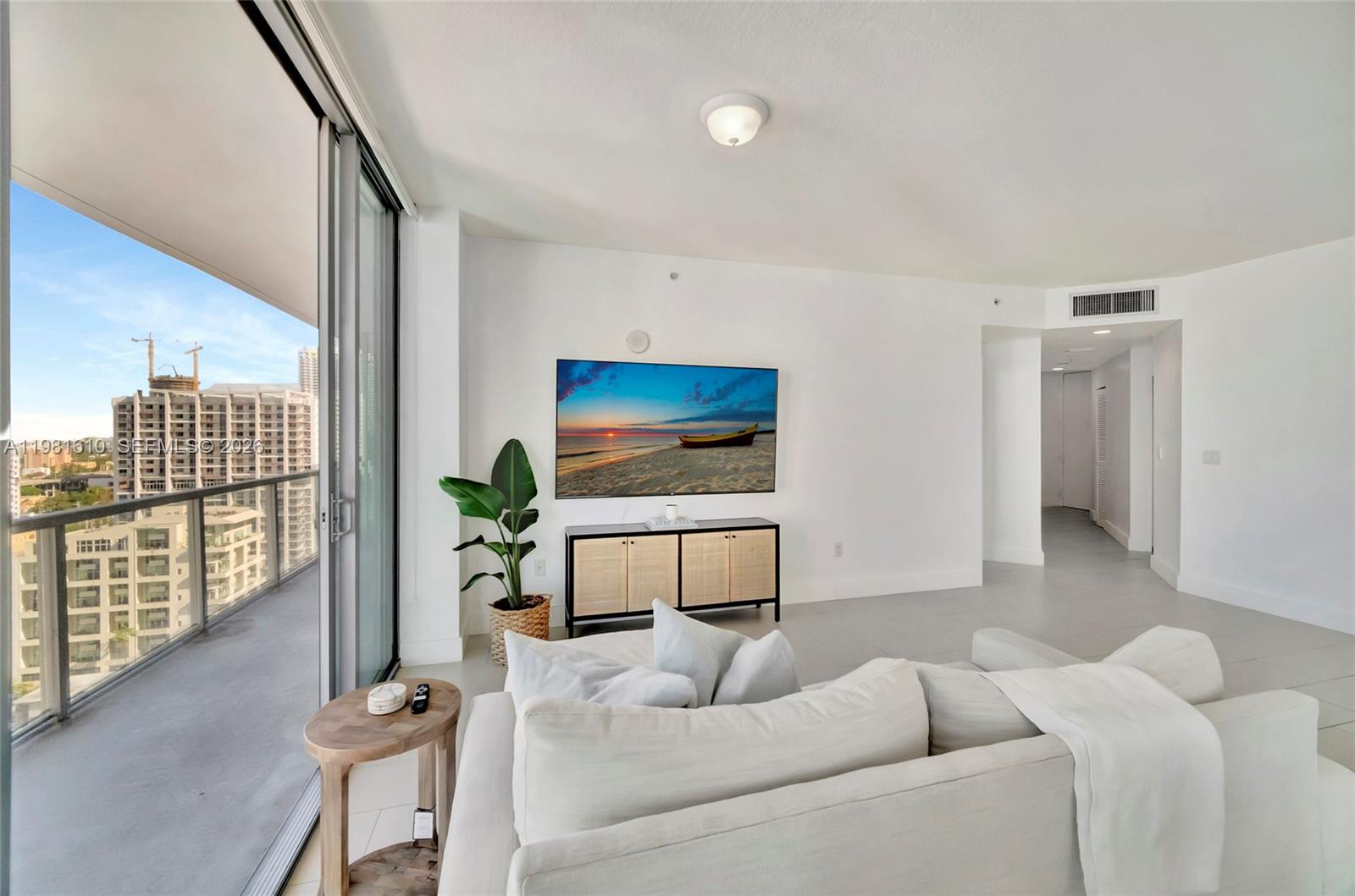 image Axis on Brickell South7