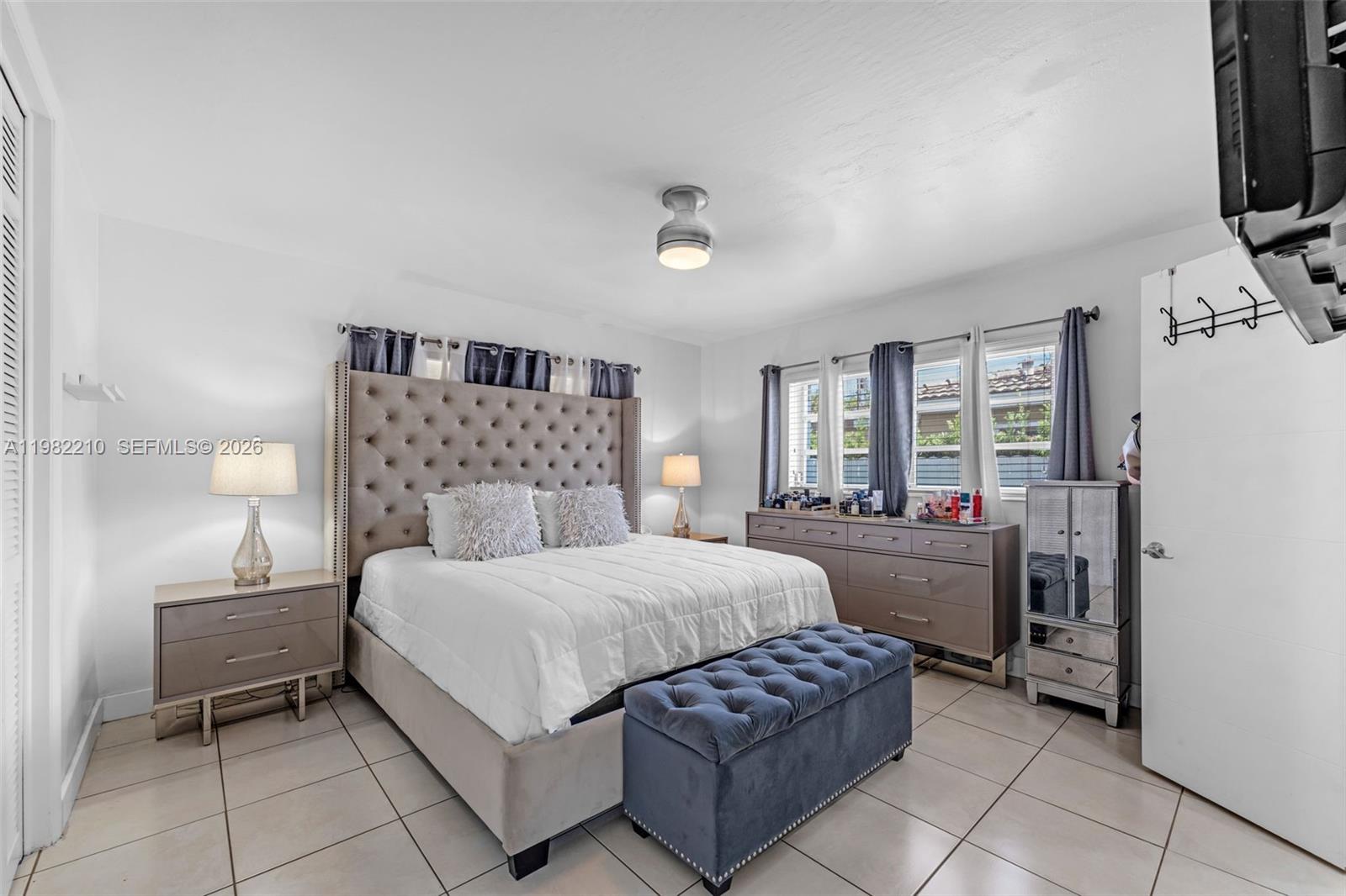 2023 SW 99th Ave Miami, FL 33165