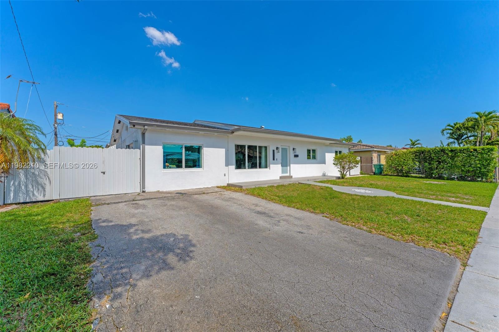 2023 SW 99th Ave Miami, FL 33165