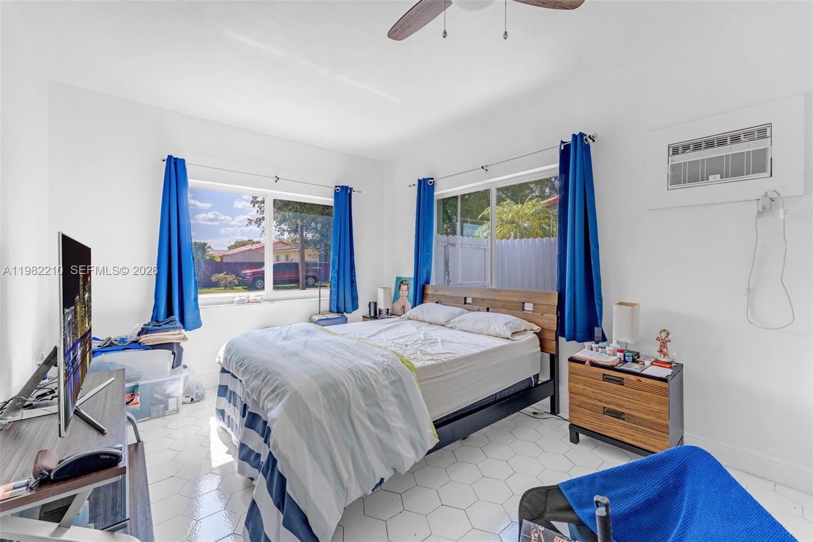 2023 SW 99th Ave Miami, FL 33165