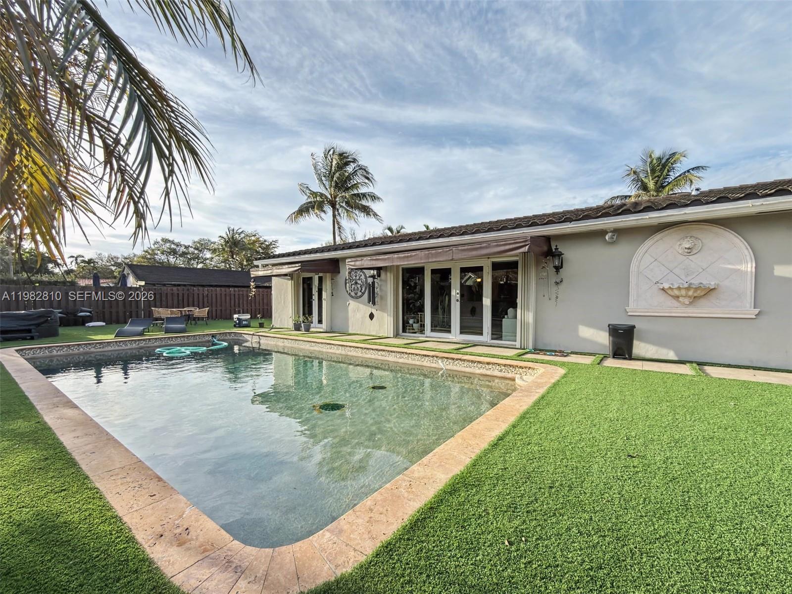 6726 Orchid Dr Miami Lakes, FL 33014