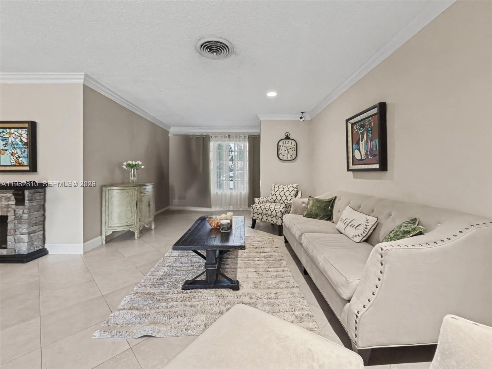 6726 Orchid Dr Miami Lakes, FL 33014