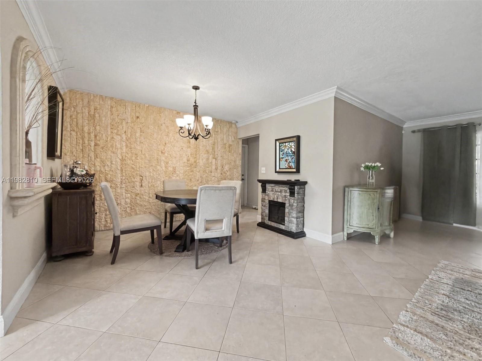 6726 Orchid Dr Miami Lakes, FL 33014