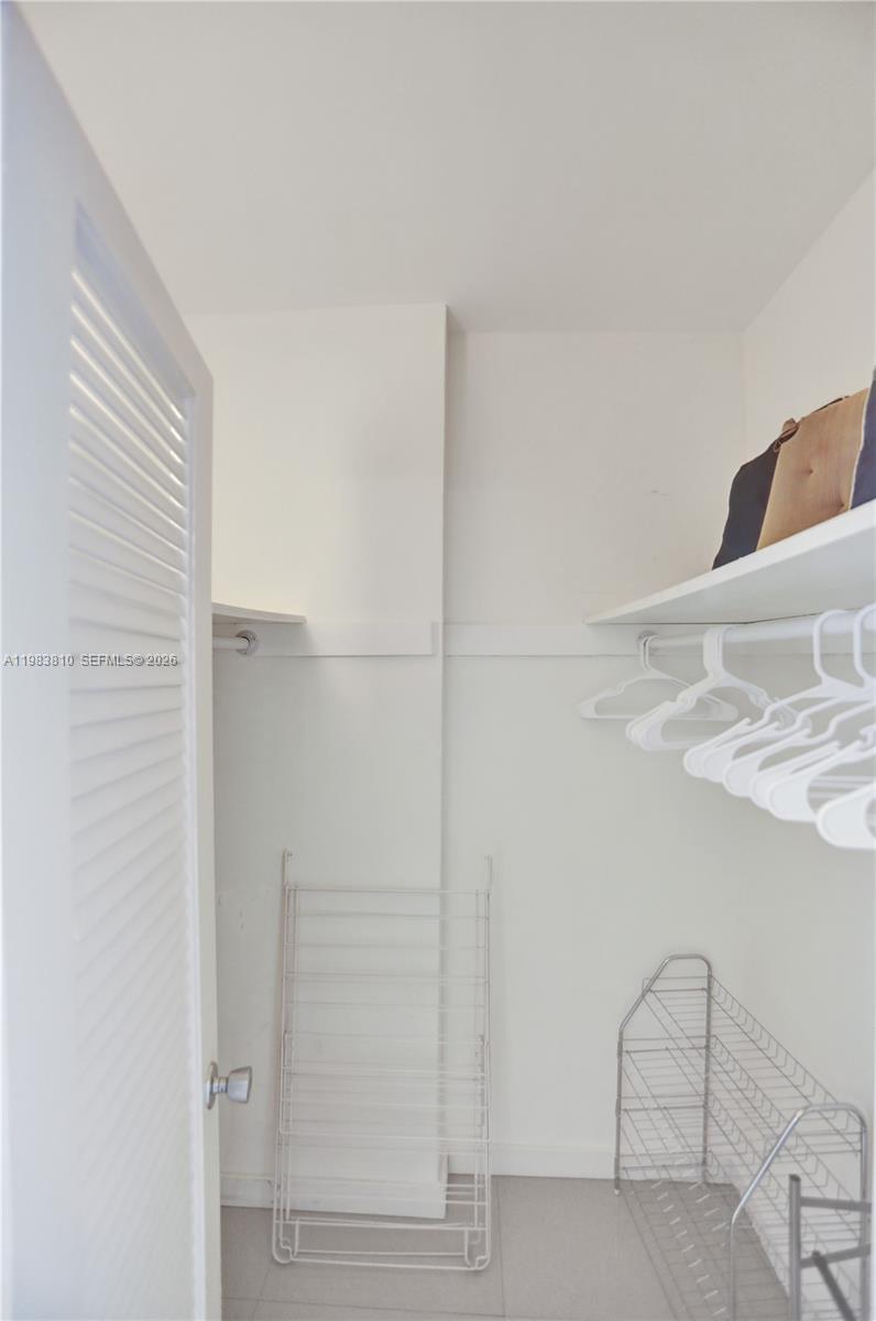 19390 Collins Ave #1114 Sunny Isles Beach, FL 33160