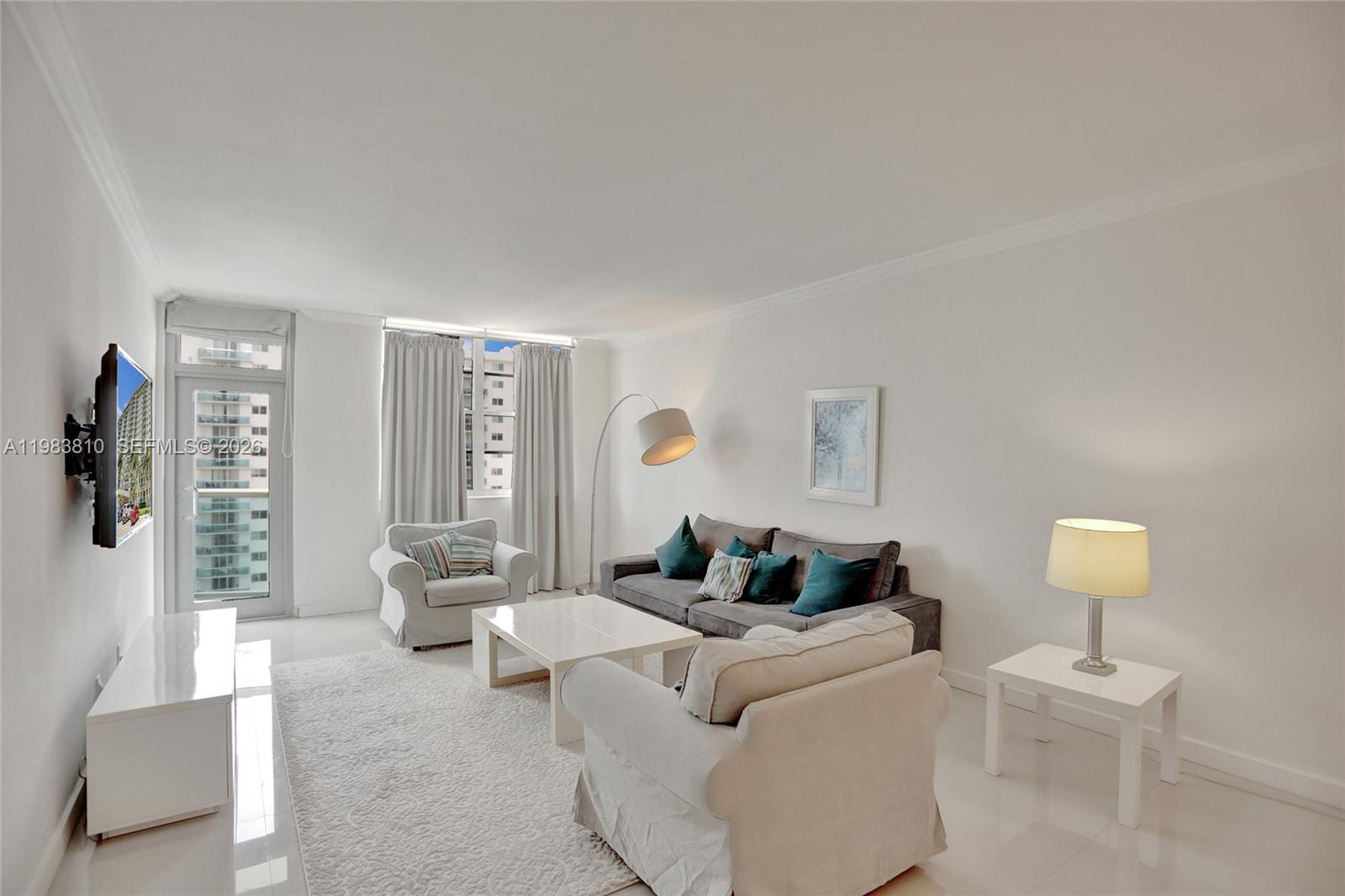 19390 Collins Ave #1114 Sunny Isles Beach, FL 33160