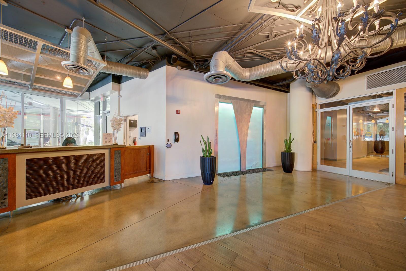 10 SW South Riv Dr #708 Miami, FL 33130