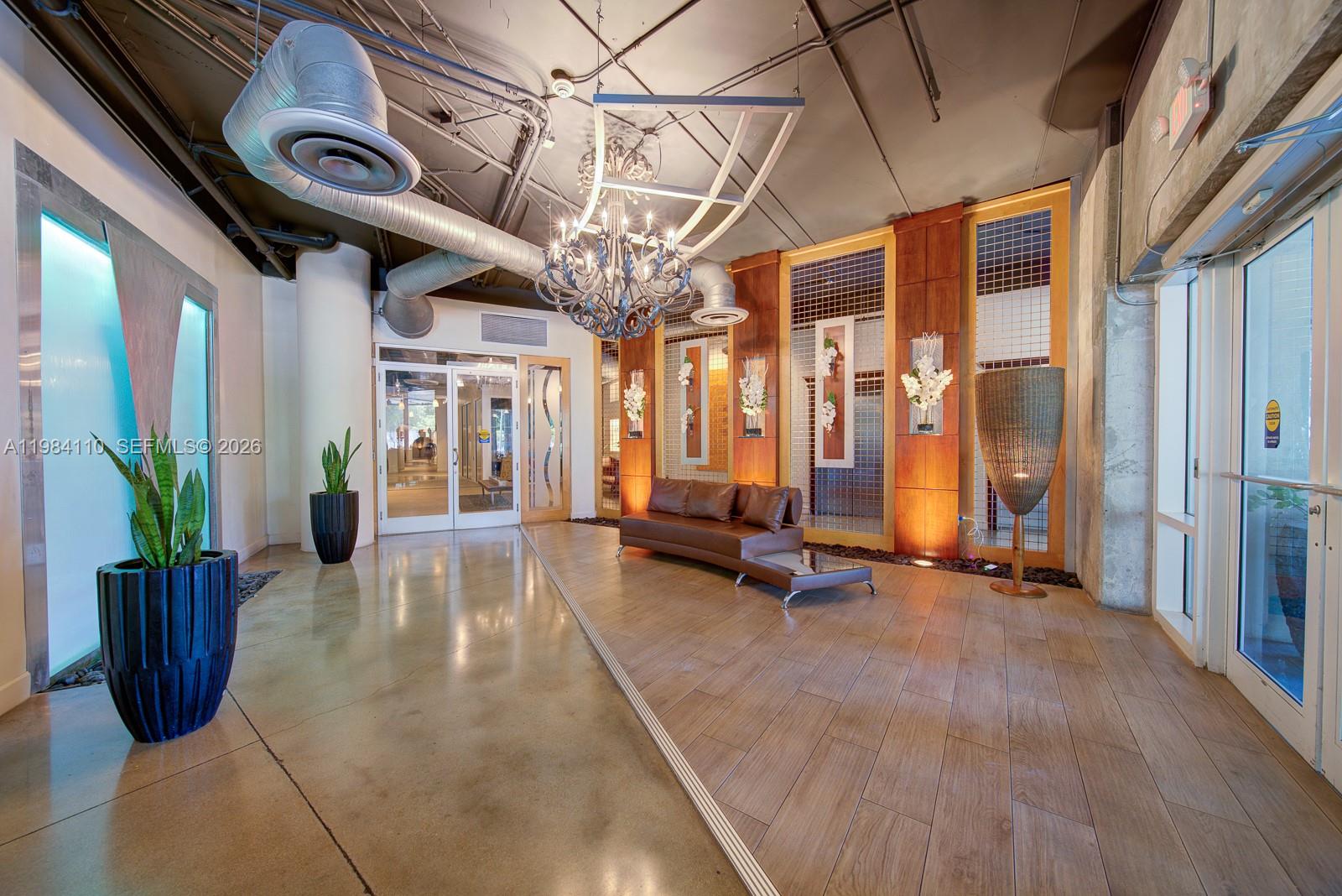 10 SW South Riv Dr #708 Miami, FL 33130