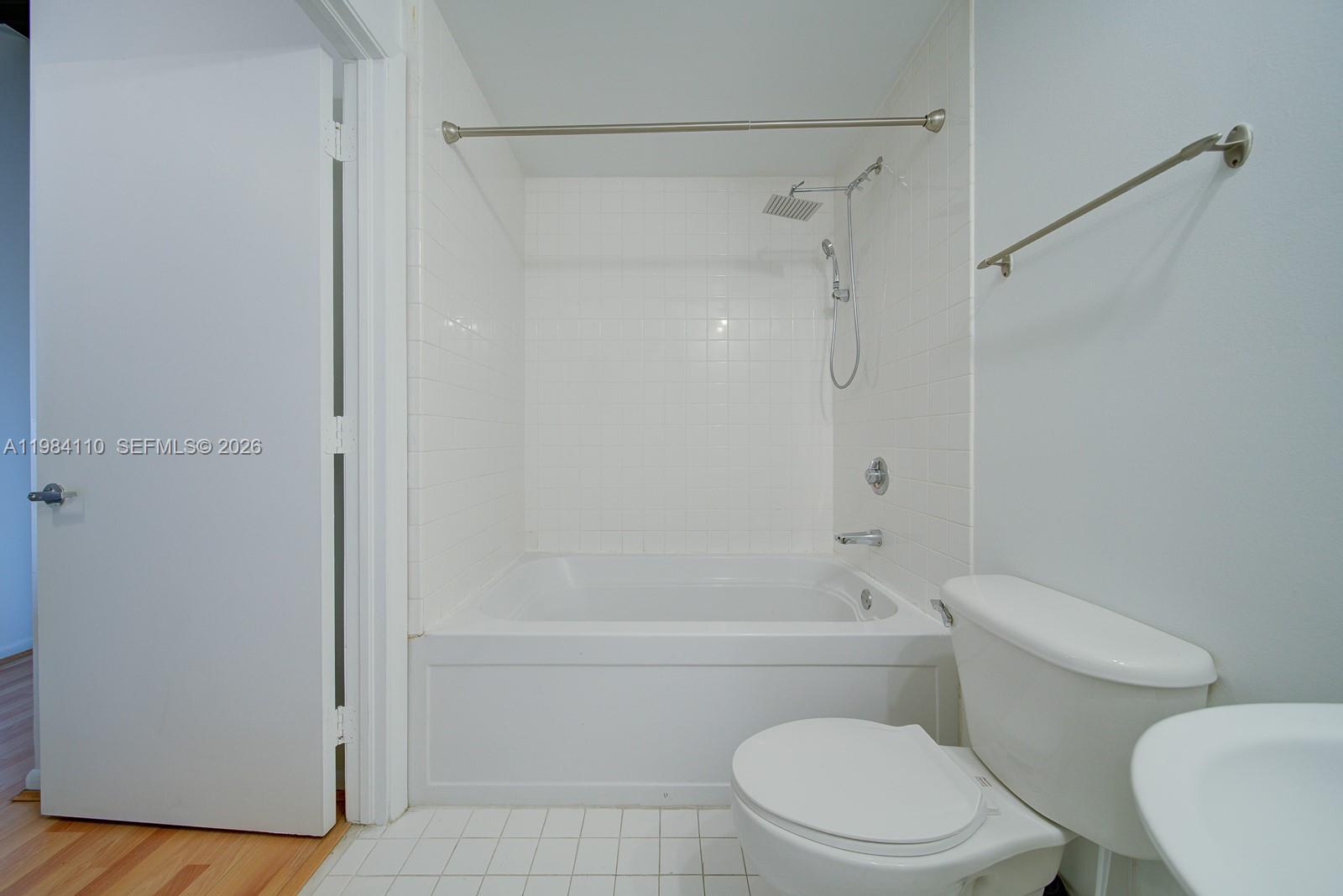 10 SW South Riv Dr #708 Miami, FL 33130