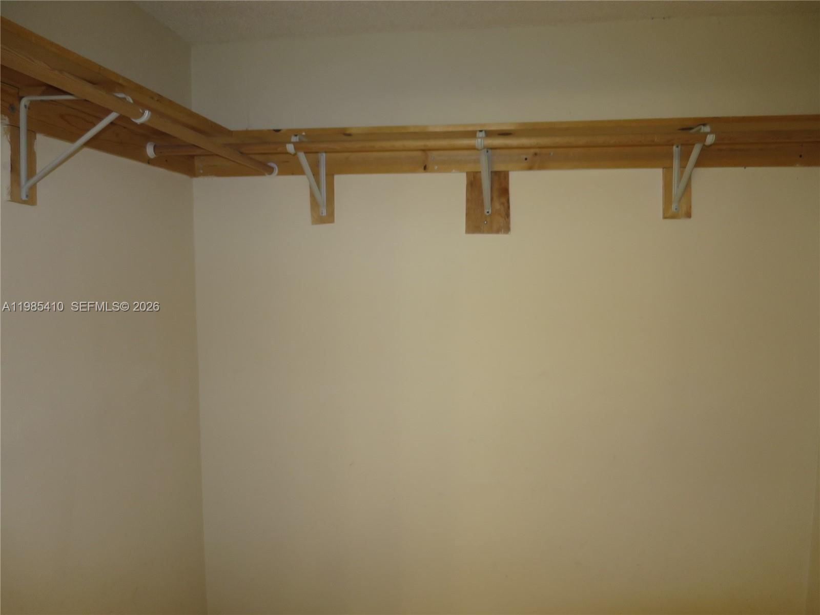 image Charter Club12