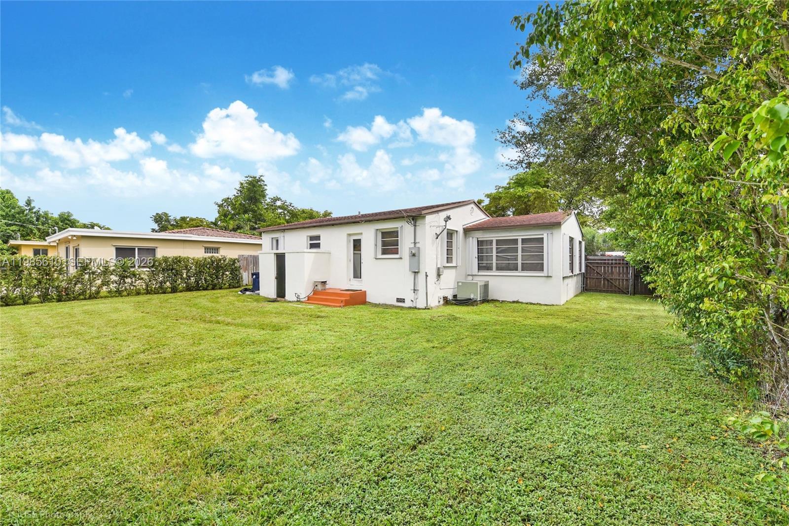 6457 SW 10th St West Miami, FL 33144