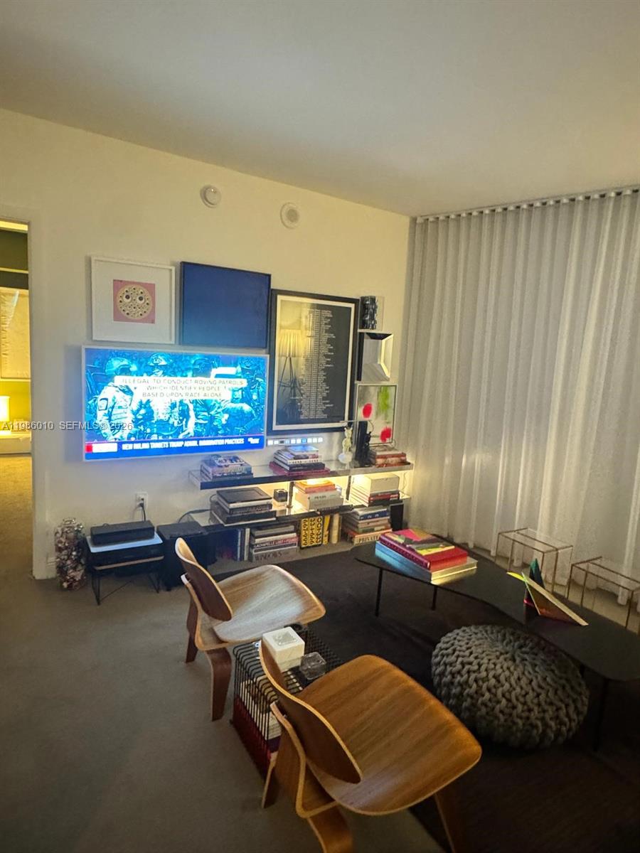 image Icon Brickell I1