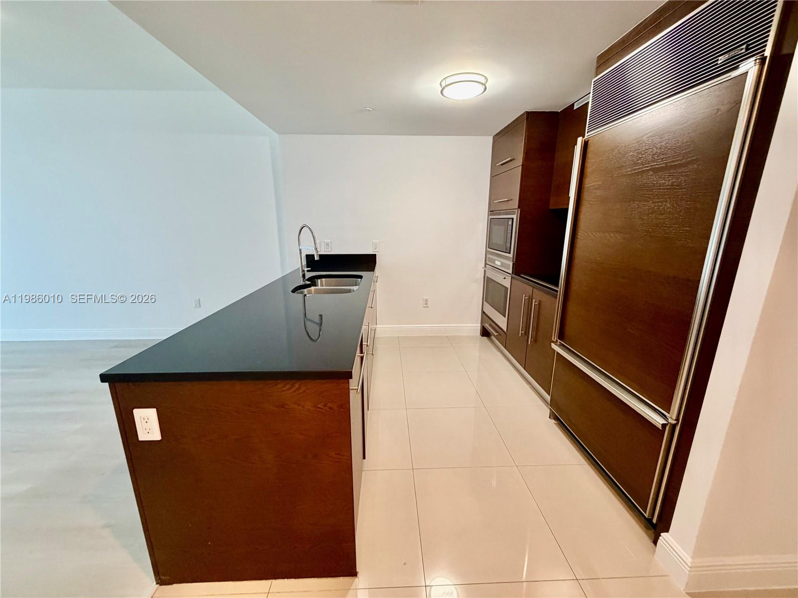 image Icon Brickell I19