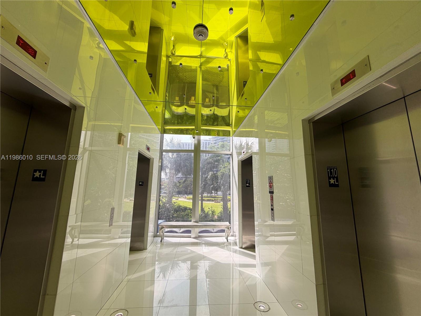 image Icon Brickell I22