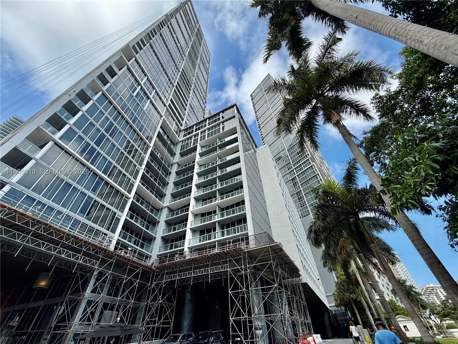 image Icon Brickell I36