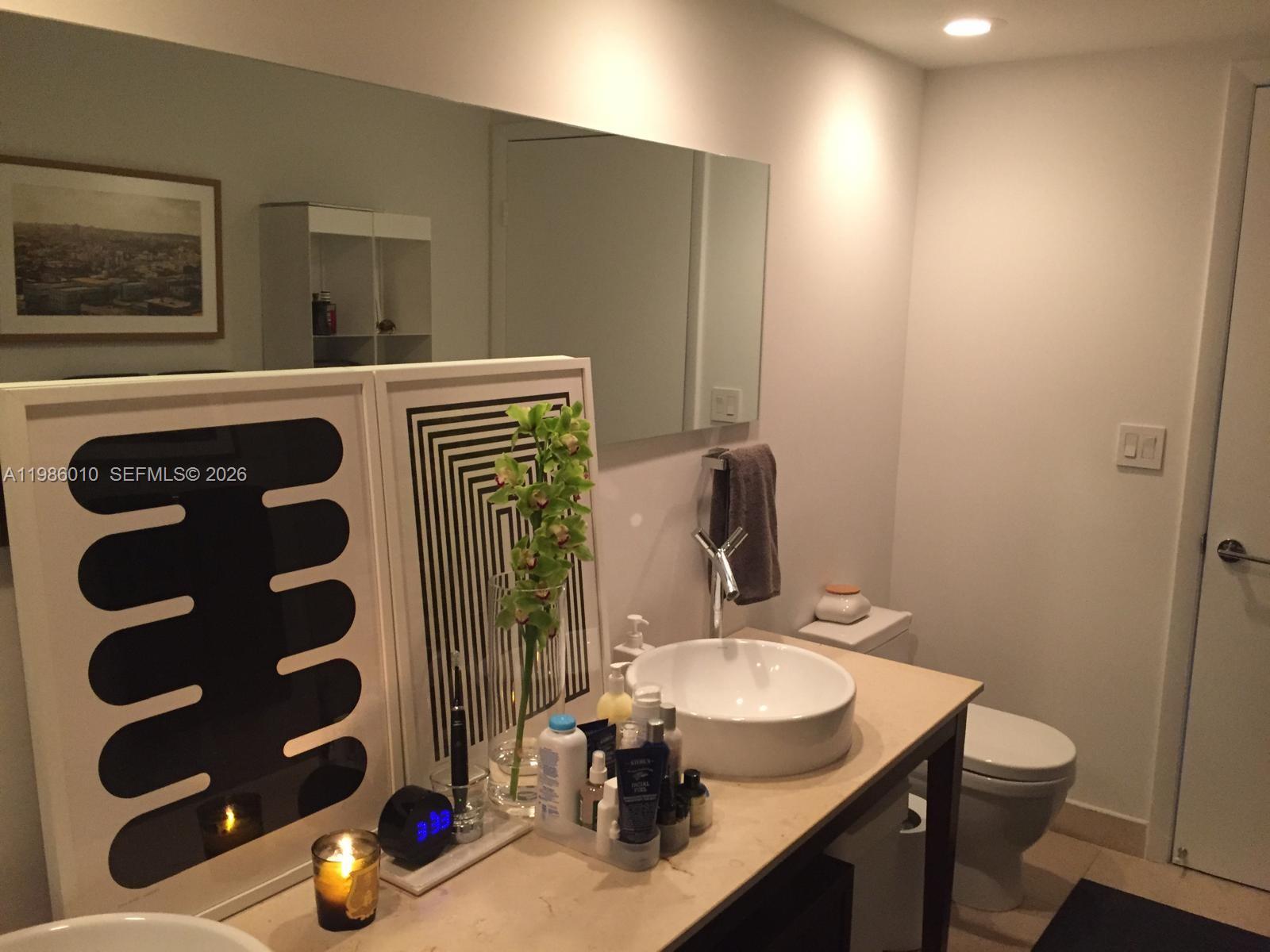 image Icon Brickell I6